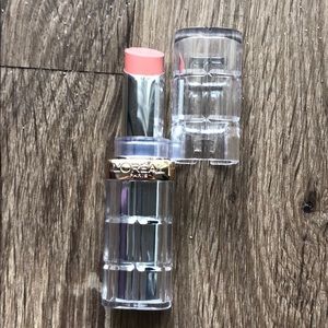 L’Oreal Paris Colour Riche shine